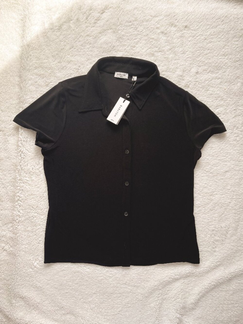 Aritzia Babaton Anthology Black Button Front Top M NWT